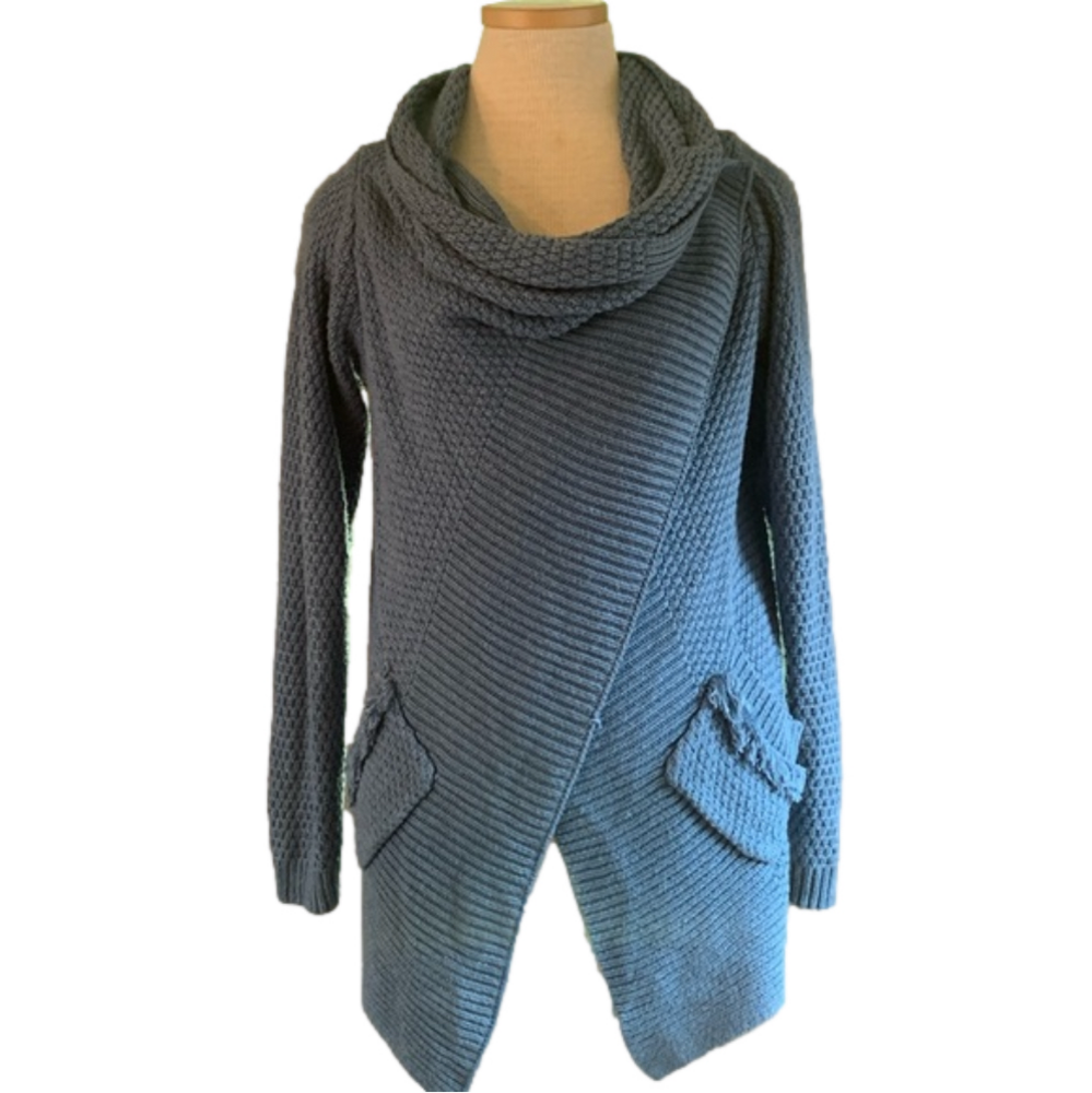 Matilda Jane sz M denim blue cowl neck sweater